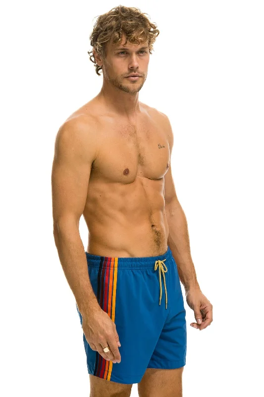 MEN'S 5 STRIPE FLEX SHORTS - SEA Bold Men's Animal