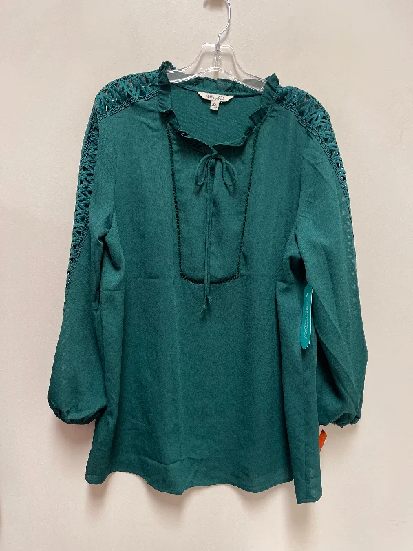 Top Long Sleeve By The Pioneer Woman In Green, Size: 2x Unique Men's Upcycled