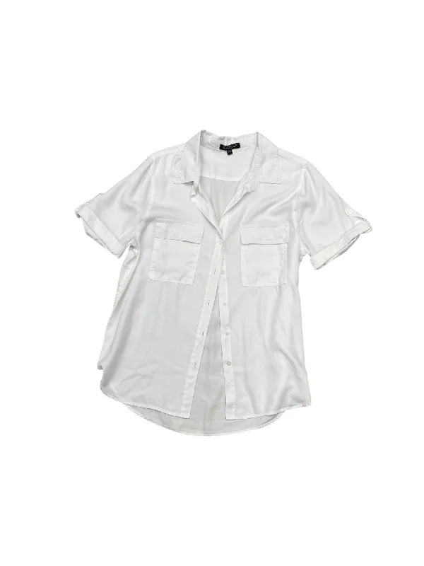 Top Short Sleeve By Velvet Heart In White, Size: L Hip Men's Urban