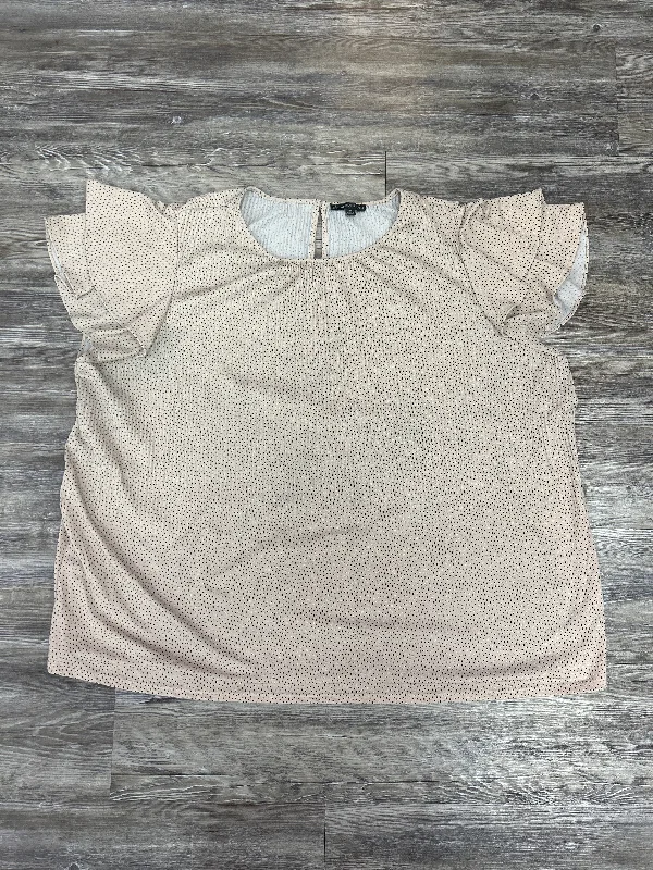 Top Short Sleeve By Adrianna Papell In Beige, Size: 1x Trendy Men's Bucket