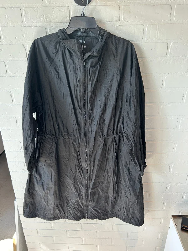 Coat Raincoat By Uniqlo In Black, Size: M Casual Men's Japanese 