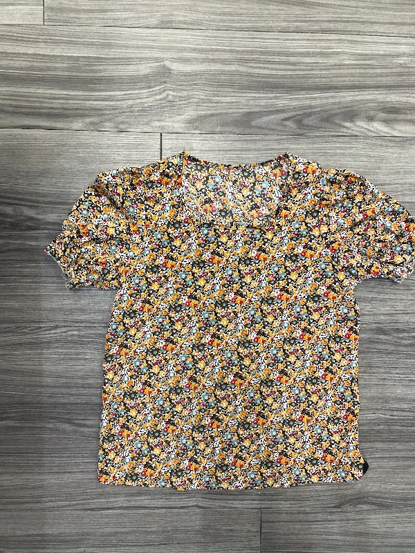 Top Short Sleeve By Clothes Mentor In Floral Print, Size: S Monochromatic All