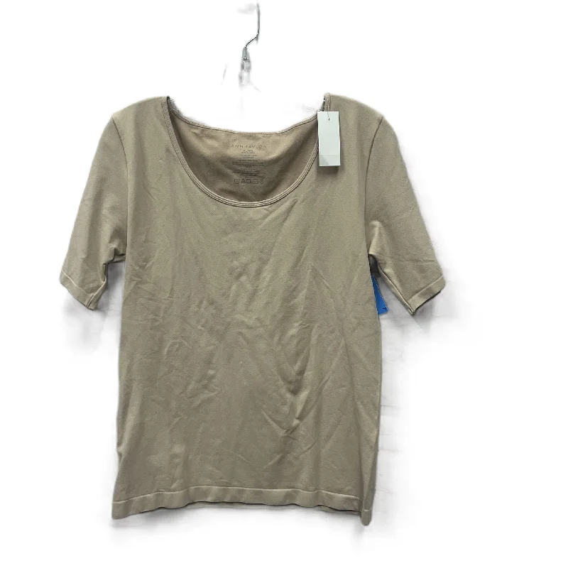 Top Short Sleeve Basic By Ann Taylor In Tan, Size: Xl Tailored