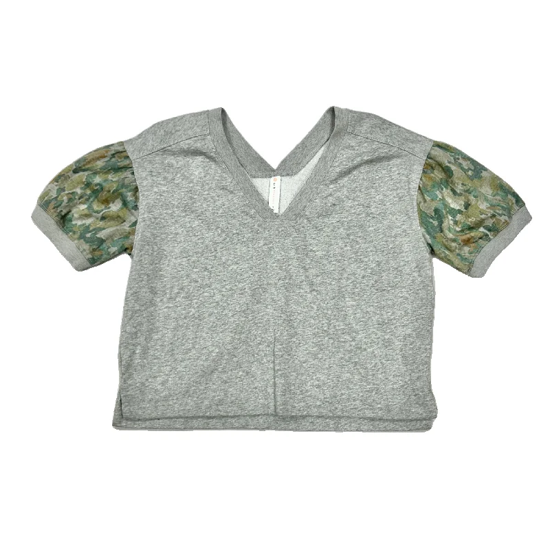 Top Short Sleeve By Daily Practice By Anthropologie In Green & Grey, Size: S Trendy Men's Oversized